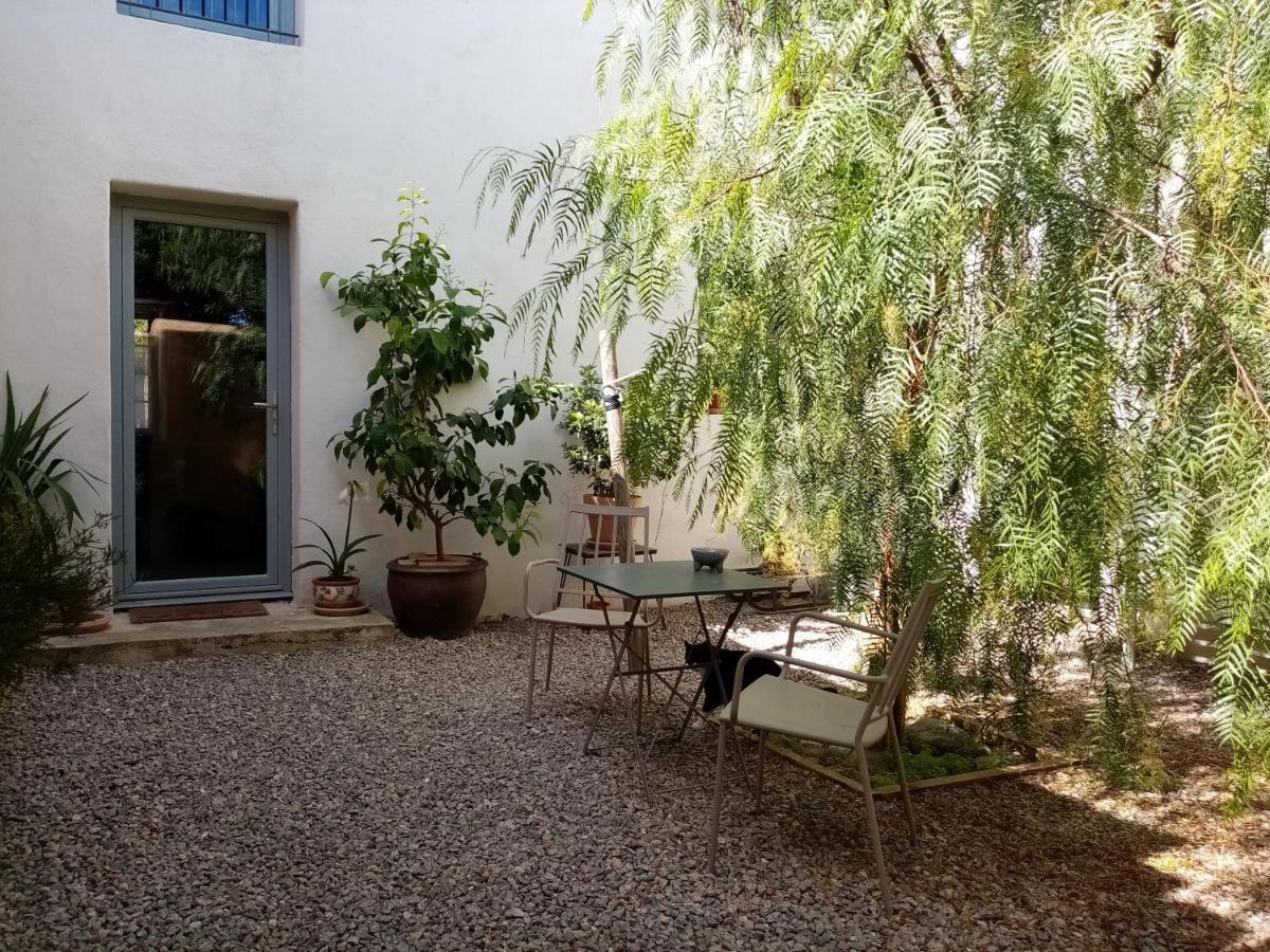 L'Itinerante Hotel Le Somail Exterior photo